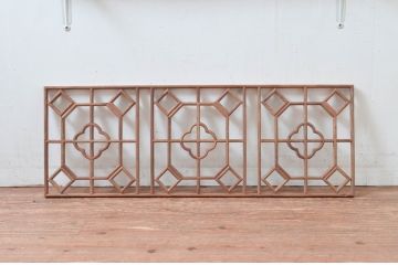 アジアン建具　激レア!希少　オリエンタルデザイン　こだわりの空間のアクセントになる作りの良い中国格子欄間2枚セット(韓国、明かり取り、明り取)(R-080574)
