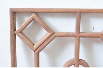 アジアン建具　激レア!希少　オリエンタルデザイン　こだわりの空間のアクセントになる作りの良い中国格子欄間2枚セット(韓国、明かり取り、明り取)(R-080574)