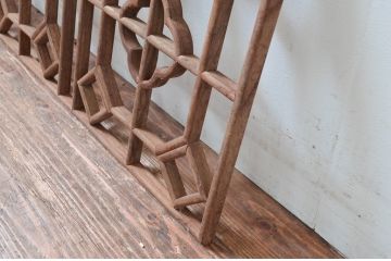 アジアン建具　激レア!希少　オリエンタルデザイン　こだわりの空間のアクセントになる作りの良い中国格子欄間2枚セット(韓国、明かり取り、明り取)(R-080574)