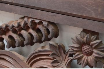 アンティーク建具　希少デザイン!!　波にひまわり?の図　繊細かつ大胆な彫り込みが目を引く彫刻欄間1枚(明かり取り、明り取り)(R-080576)
