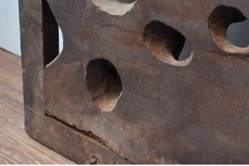 アンティーク建具　希少!!　江戸期　親子獅子の図　燻された味わいが魅力的な寺本堂の彫刻欄間(明り取り、明かり取り)(R-080579)