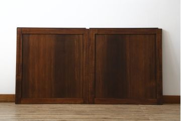 中古　美品　軽井沢彫り　民芸家具　上品な和の雰囲気を高める引き戸2枚セット(建具、窓)(R-080580)