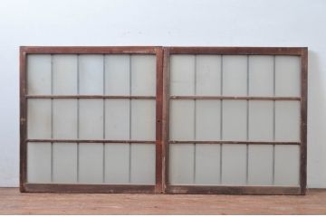 アンティーク建具　マス目　どこか懐かしい雰囲気を感じる格子窓2枚セット(引き戸、格子戸、建具)(R-080582)