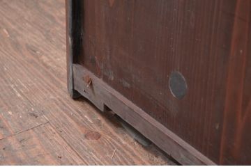 アンティーク建具　レトロなデザインのガラス帯の扉1枚(ドア、板戸、ガラス戸、木製扉、建具)(R-080588)