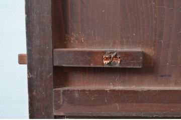 アンティーク建具　レトロなデザインのガラス帯の扉1枚(ドア、板戸、ガラス戸、木製扉、建具)(R-080588)