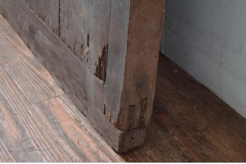 ジャンク品　アンティーク建具　栗材　松材　時を経た風合いが楽しめる蔵戸1枚(引き戸、玄関戸、建具)(R-080594)