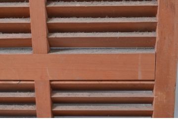 ビンテージ建具　木の温もり感じるルーバー扉1対2枚セット(雨戸、木製、ヴィンテージ)(R-080595)