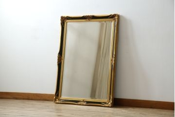 中古　美品　希少な廃番品　ハンドメイド　上品な雰囲気あふれるロココ調のウォールミラー(壁掛け鏡、姿見)(R-080597)