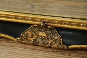 中古　美品　希少な廃番品　ハンドメイド　上品な雰囲気あふれるロココ調のウォールミラー(壁掛け鏡、姿見)(R-080597)