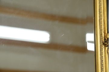 中古　美品　希少な廃番品　ハンドメイド　上品な雰囲気あふれるロココ調のウォールミラー(壁掛け鏡、姿見)(R-080597)