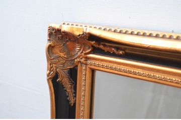 中古　美品　希少な廃番品　ハンドメイド　上品な雰囲気あふれるロココ調のウォールミラー(壁掛け鏡、姿見)(R-080598)