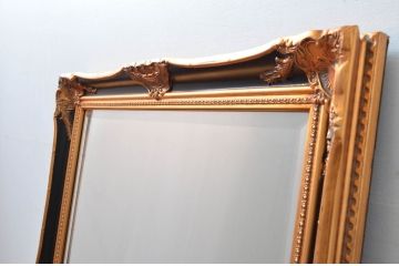 中古　美品　希少な廃番品　ハンドメイド　上品な雰囲気あふれるロココ調のウォールミラー(壁掛け鏡、姿見)(R-080598)