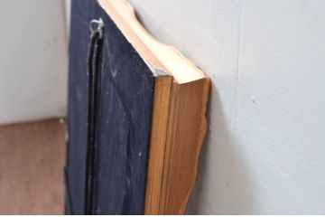 中古　美品　希少な廃番品　ハンドメイド　上品な雰囲気あふれるロココ調のウォールミラー(壁掛け鏡、姿見)(R-080598)