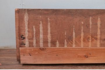 アンティーク建具　特大!　幅256cm　総欅(ケヤキ)材　躍動感ある牡丹(ボタン)の図柄が素敵な彫刻欄間(明り取り、明かり取り)(R-080599)