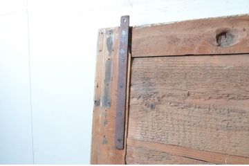 フランスアンティーク　特大!!　ペイント　彫刻入り　シャビーな風合いがおしゃれなウォールミラー(壁掛け鏡、姿見、店舗什器)(R-080607)
