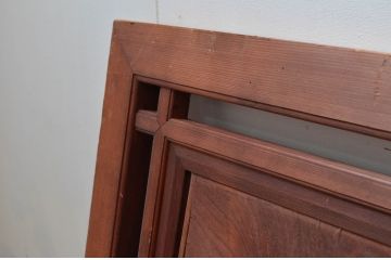 アンティーク建具　欅(ケヤキ)材　玉杢　一枚板　透かし彫りのデザインが情緒ある和の雰囲気作りにおすすめな欄間1枚(明かり取り、明り取り)(R-080610)
