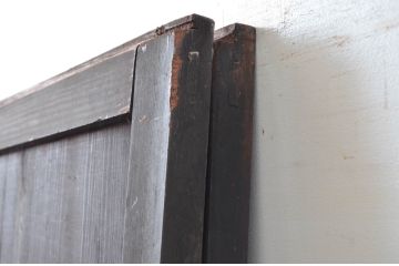 アンティーク建具　明治　深い色合いが味わい深い帯戸2枚セット(引き戸、板戸)(R-080614)