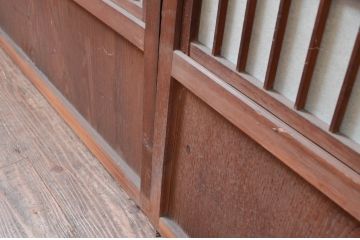 アンティーク建具　ノスタルジックな雰囲気漂う裏障子付きの格子戸2枚セット(引き戸、建具)(R-080623)