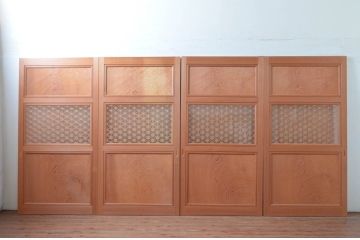 中古　和モダンな雰囲気づくりにおすすめの組子入りガラス帯戸(引き戸、板戸、建具)(R-080625)