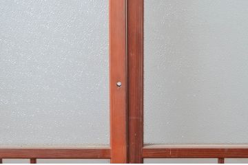アンティーク建具　ノスタルジックな雰囲気溢れるガラス窓2枚セット(引き戸、ガラス戸)(R-080628)