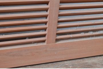 アンティーク建具　木の温もりを感じる幅狭ルーバー引き戸4枚セット(ジャロジー戸、雨戸、木製)(R-080631)