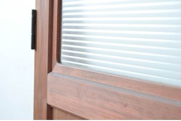 アンティーク建具　古い木味の素朴さが魅力のドア1枚(扉、木製扉、建具)(R-080633)