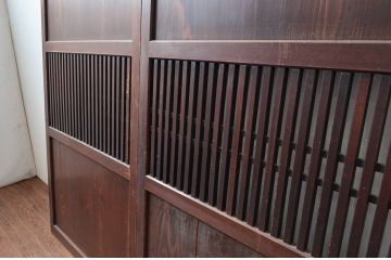 アンティーク建具　深みのある色合いが魅力的な格子帯戸2枚セット(引き戸、格子戸)(R-080638)