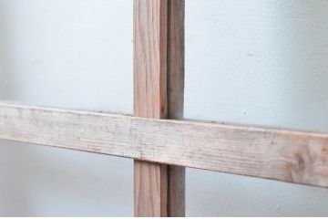アンティーク建具　素朴で味わいのある古い木味が魅力のガラス戸1枚(引き戸、建具)(R-080642)
