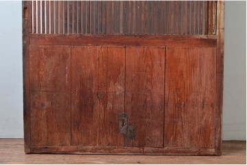 和製アンティーク　明治から大正期　細やかな縦格子の趣ある蔵戸1枚　(R-080645)