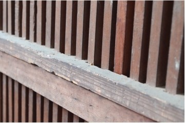 和製アンティーク　明治から大正期　細やかな縦格子の趣ある蔵戸1枚　(R-080645)