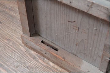 和製アンティーク　明治から大正期　細やかな縦格子の趣ある蔵戸1枚　(R-080645)