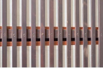 アンティーク建具　上手物!!　和の風情が感じられる裏障子付きの幅狭格子戸4枚セット(障子戸、引き戸)(R-080646)