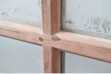 アンティーク建具　使い込まれた風合いが味わい深い!木味感じるガラス戸1枚(引き戸、建具)(R-080649)