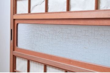 アンティーク建具　裏障子付き　和風の空間づくりにおすすめな格子戸3枚セット(ガラス帯戸、引き戸、建具)(R-080651)