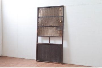 アンティーク建具　和の風情が感じられる裏障子付きの格子戸1枚(障子戸、引き戸)(R-080652)
