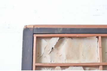 アンティーク建具　和の風情が感じられる裏障子付きの格子戸1枚(障子戸、引き戸)(R-080652)