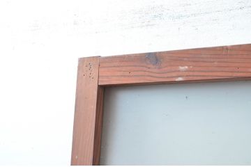 アンティーク建具　使い込まれた風合いが味わい深いガラス戸1枚(引き戸)(R-080658)
