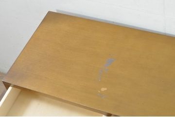 中古　カリモク家具(karimoku)　domani(ドマーニ)　Morganton(モーガントン)　希少なライトコニャック色　直線的でシンプルなデザインが取り入れやすいデスク(平机、在宅ワーク、在宅用ワークデスク、サイドボード)(定価約18万円)(R-080666)