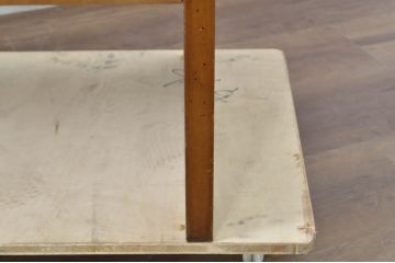 中古　カリモク家具(karimoku)　domani(ドマーニ)　Morganton(モーガントン)　希少なライトコニャック色　直線的でシンプルなデザインが取り入れやすいデスク(平机、在宅ワーク、在宅用ワークデスク、サイドボード)(定価約18万円)(R-080666)