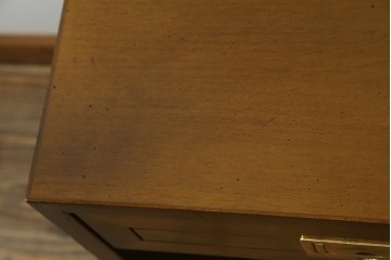 中古　カリモク家具(karimoku)　domani(ドマーニ)　Morganton(モーガントン)　希少なライトコニャック色　直線的でシンプルなデザインが取り入れやすいデスク　定価約18万円　(R-080666)