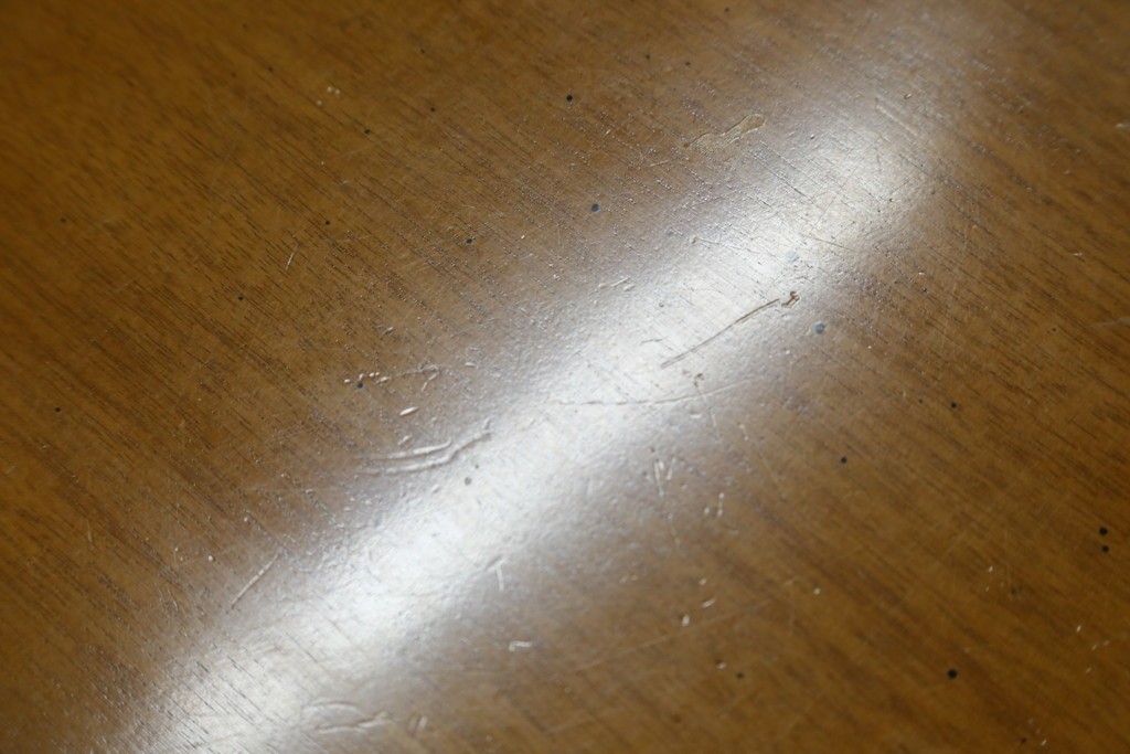 中古　カリモク家具(karimoku)　domani(ドマーニ)　Morganton(モーガントン)　希少なライトコニャック色　直線的でシンプルなデザインが取り入れやすいデスク　定価約18万円　(R-080666)