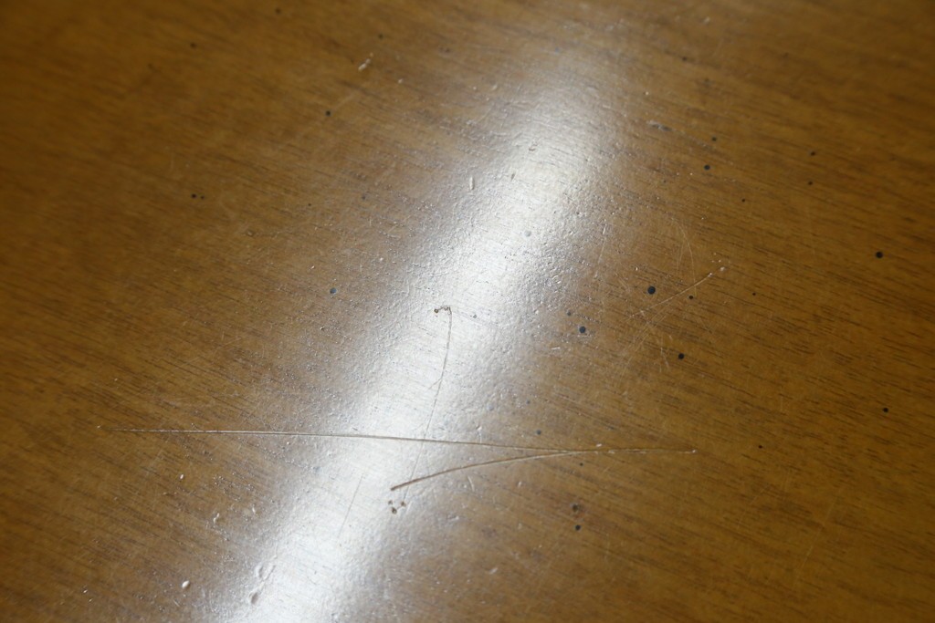 中古　カリモク家具(karimoku)　domani(ドマーニ)　Morganton(モーガントン)　希少なライトコニャック色　直線的でシンプルなデザインが取り入れやすいデスク　定価約18万円　(R-080666)