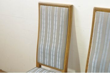 中古　カリモク家具(karimoku)　domani(ドマーニ)　Morganton(モーガントン)　希少なライトコニャック色　シンプルですっきりとしたデザインが魅力のダイニングチェア4脚セット(アームレスチェア、椅子、バラ売り可能)(定価4脚で約48万円)(R-080667)