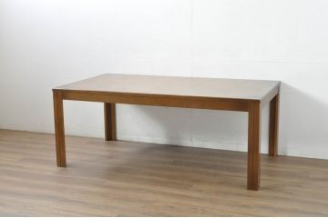 中古　美品　カリモク家具(karimoku)　domani(ドマーニ)　Morganton(モーガントン)　パーケットリー　オーク材　ウォールナット材　希少なライトコニャック色　シンプルですっきりとしたデザインが魅力のダイニングテーブル(4人掛け、6人掛け、食卓)(定価約35万円)(R-080668)