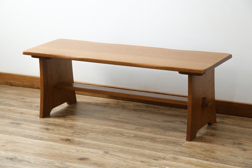 中古　希少な廃番品　飛騨清見工房(HIDA　kiyomi koubou)(大日家具工業)　楢(ナラ)材　無垢　ナラ無垢材がふんだんに使用されたくさびベンチ　定価約8万円相当　(R-080670)