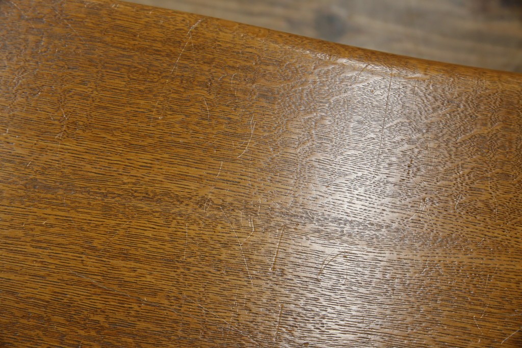 中古　希少な廃番品　飛騨清見工房(HIDA　kiyomi koubou)(大日家具工業)　楢(ナラ)材　無垢　ナラ無垢材がふんだんに使用されたくさびベンチ　定価約8万円相当　(R-080670)