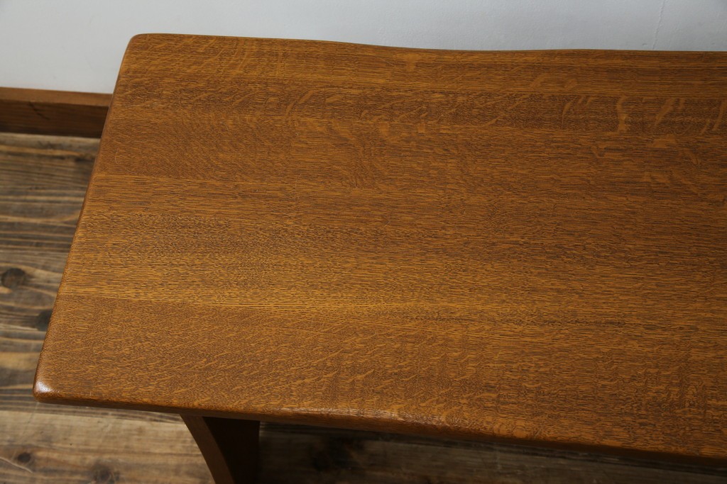 中古　希少な廃番品　飛騨清見工房(HIDA　kiyomi koubou)(大日家具工業)　楢(ナラ)材　無垢　ナラ無垢材がふんだんに使用されたくさびベンチ　定価約8万円相当　(R-080670)