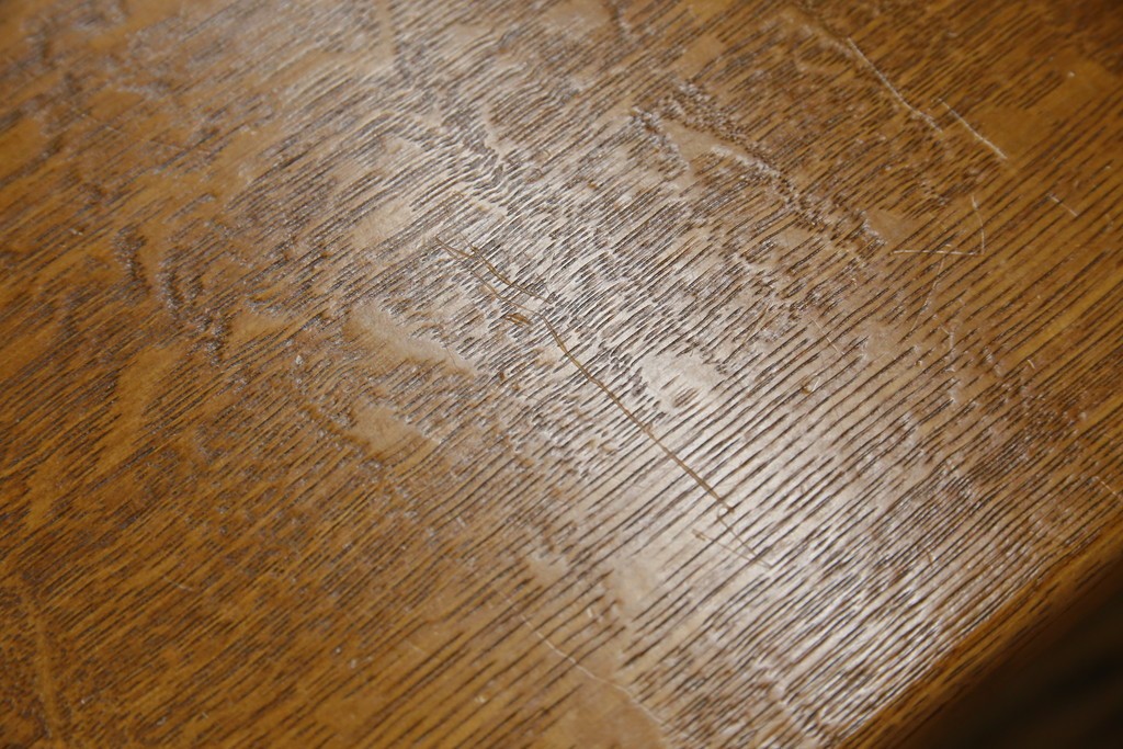 中古　希少な廃番品　飛騨清見工房(HIDA　kiyomi koubou)(大日家具工業)　楢(ナラ)材　無垢　ナラ無垢材がふんだんに使用されたくさびベンチ　定価約8万円相当　(R-080670)