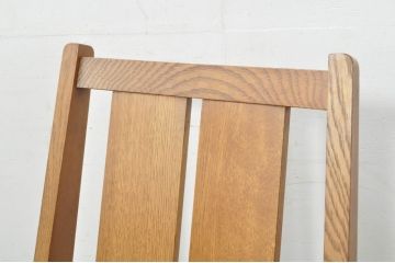 中古　美品　希少な廃番品　飛騨清見工房(HIDA kiyomi koubou)(大日家具工業)　楢(ナラ)材　無垢　ナラ無垢材がふんだんに使用された回転チェア2脚セット(板座チェア、回転イス、ダイニングチェア、椅子、バラ売り可能)(定価2脚で約16万円)(R-080672)