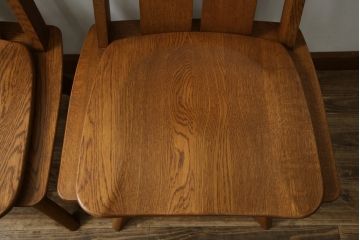 中古　美品　希少な廃番品　飛騨清見工房(HIDA kiyomi koubou)(大日家具工業)　楢(ナラ)材　無垢　ナラ無垢材がふんだんに使用された回転チェア2脚セット(板座チェア、回転イス、ダイニングチェア、椅子、バラ売り可能)(定価2脚で約16万円)(R-080672)